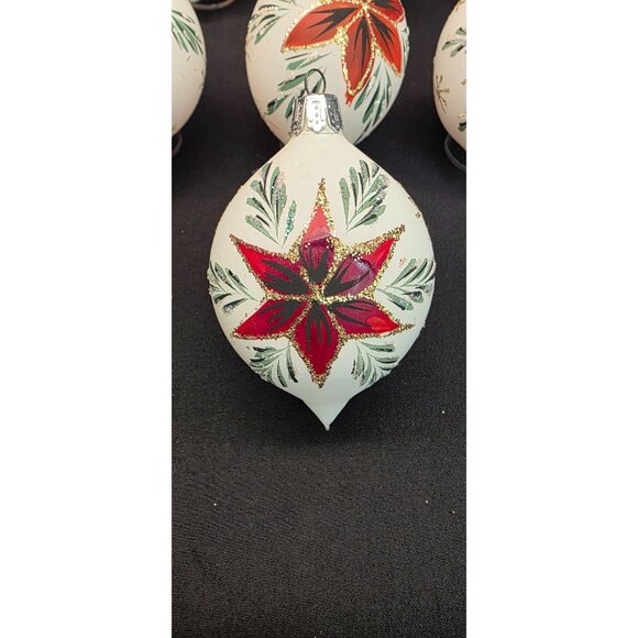 Vintage Christmas Classics Commodore Hand Decorated Poinsettia Glass Ornaments - Picture 9 of 16